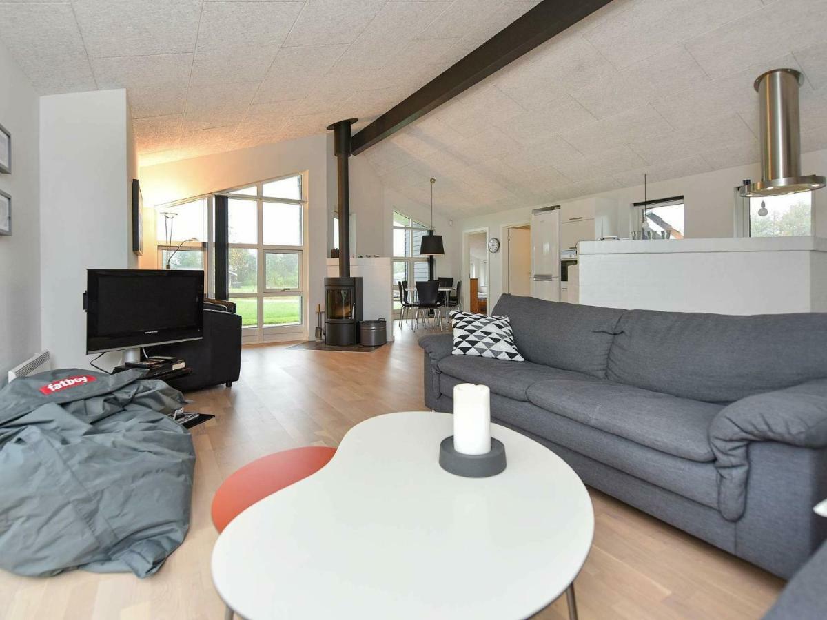 Luxurious Holiday Home In Hovborg With A Scenic View Zewnętrze zdjęcie